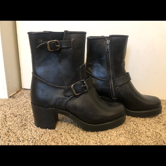 frye sabrina moto engineer